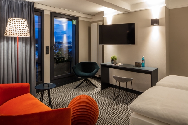 The MIDTOWN HOTEL by The New Yorker